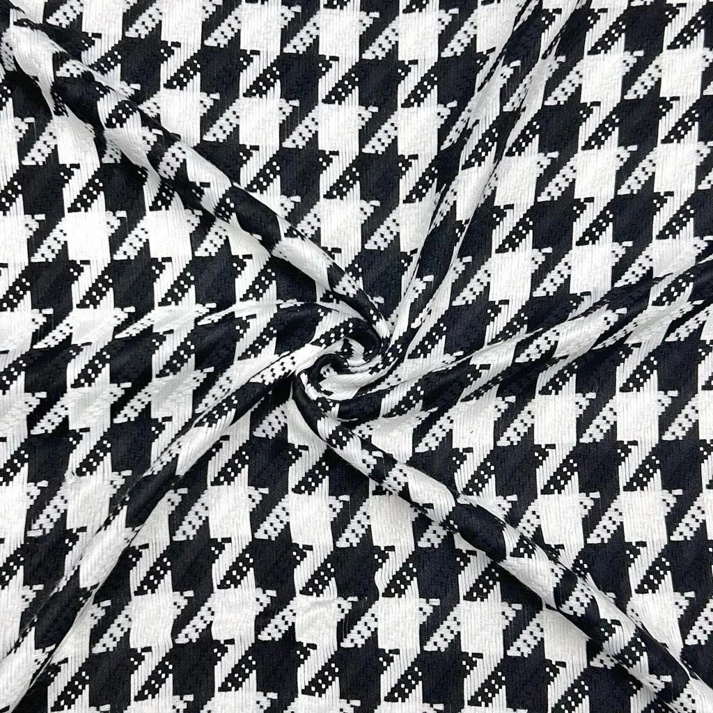 Black And White Dogtooth Loose Weave Fabric 3 Black And White Dogtooth Loose Weave Fabric - Image 3