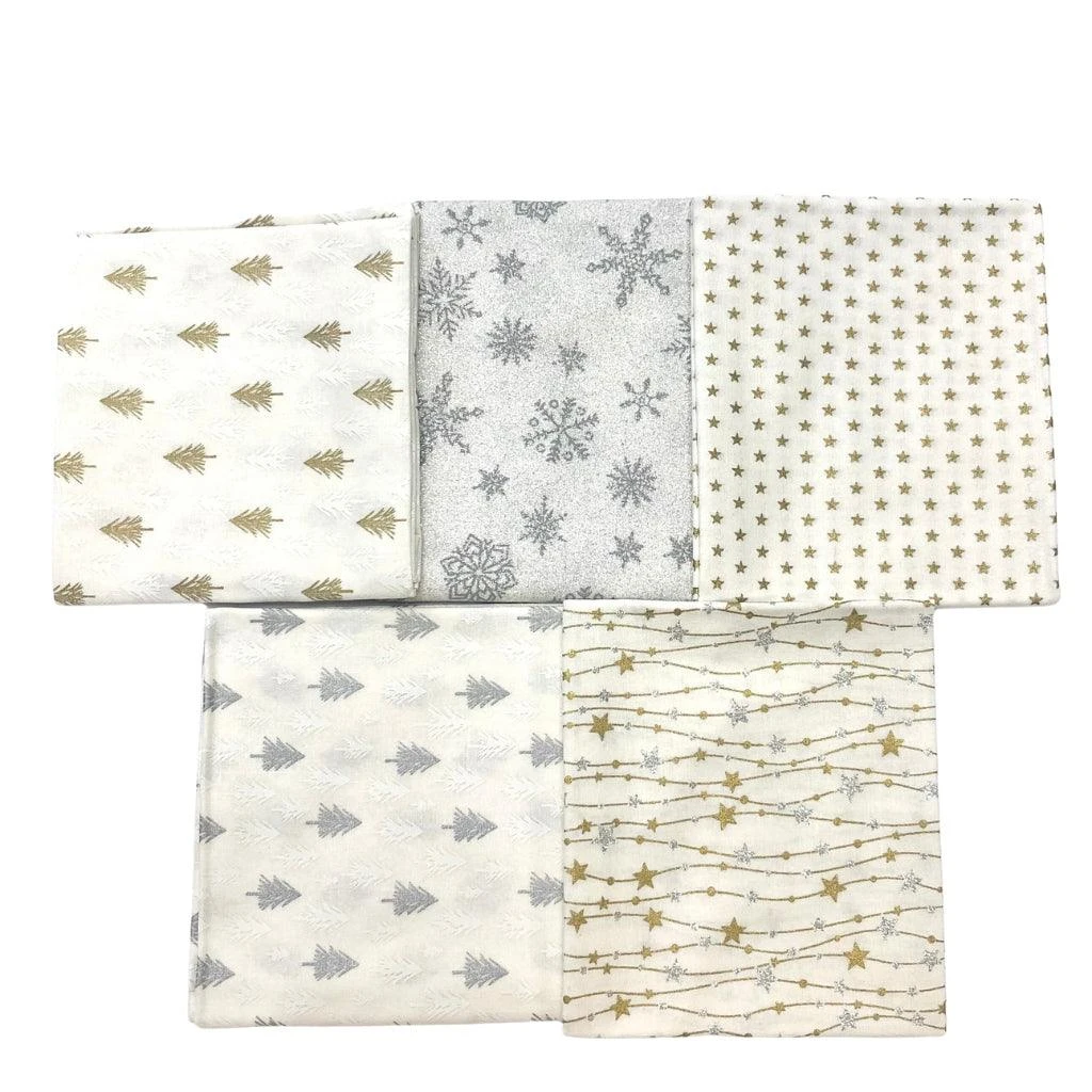 Xmas Sparkle Fat Quarter Christmas Bundle - No.27 3 Xmas Sparkle Fat Quarter Christmas Bundle - No.27 - Image 3