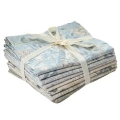 Vintage Blooms 8 Piece Cotton Fat Quarter Bundle